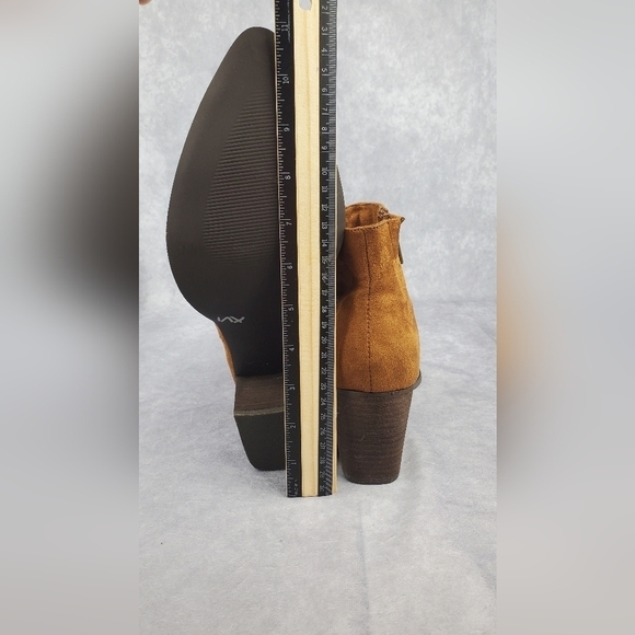 Comfortview Lacy Women Bootie Camel Color Suede Size 11 W Zipper‎ - Picture 10 of 12